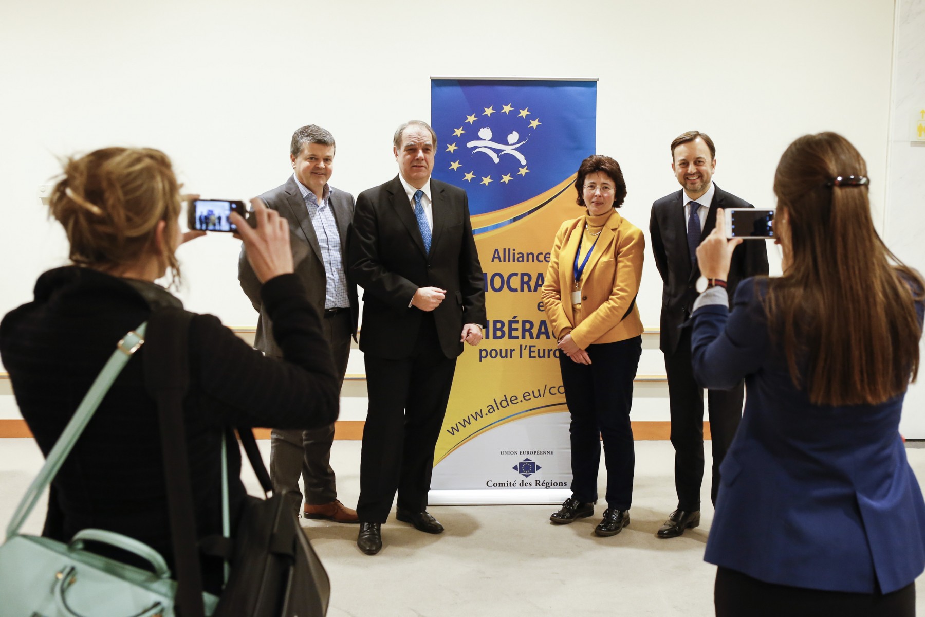 The new ALDE presidency team takes office for the 6th mandate of the CoR