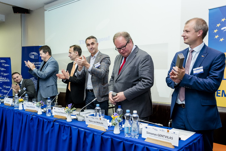 Strengthening EU Energy Security by improving EU regional strategies