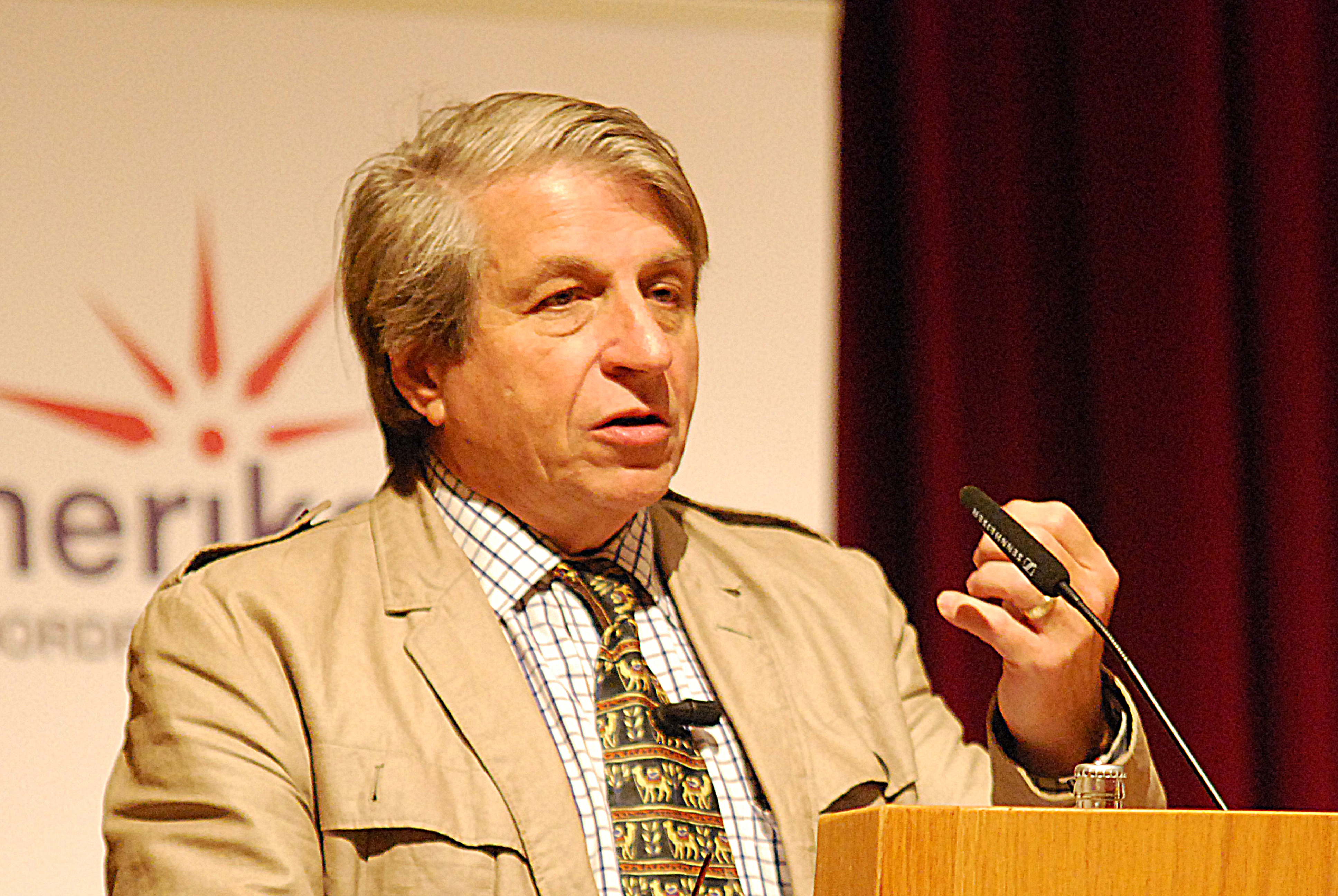 Bart Somers, 2016 World Mayor prize winner, pays tribute to Dr Benjamin Barber, author of If Mayors Ruled the World, and founder of the Global Parliament of Mayors